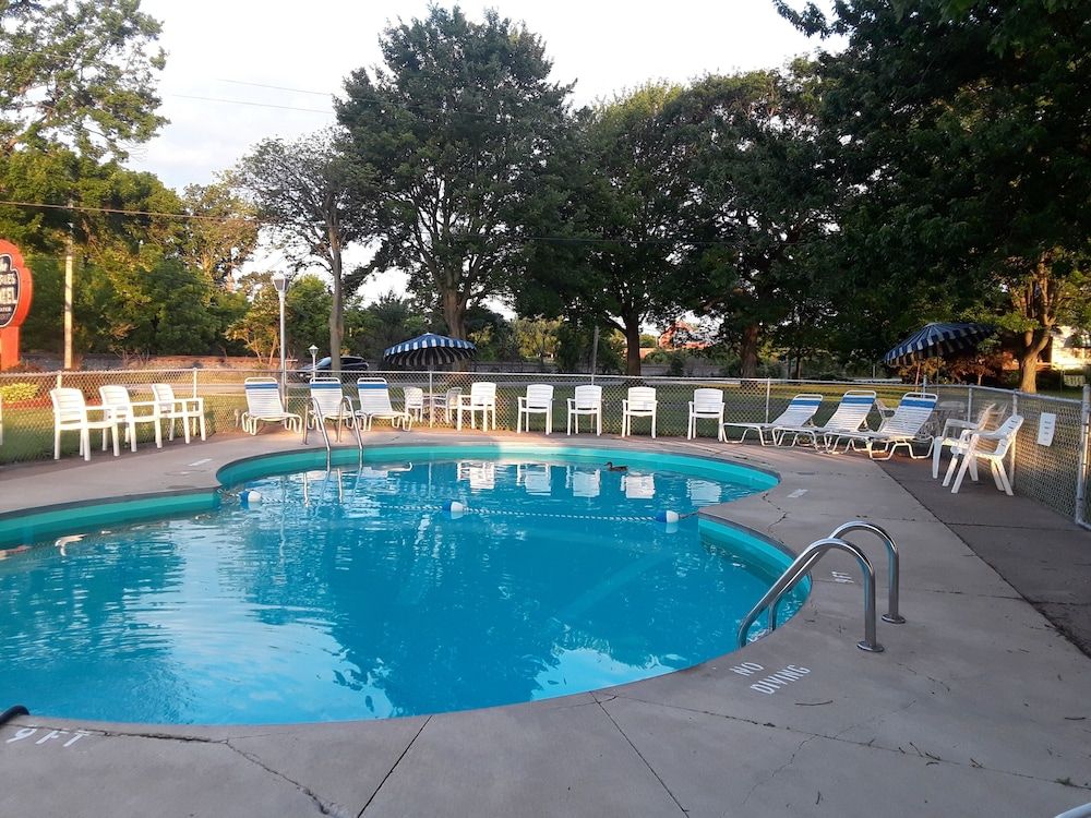 Maples Motel - photo 20