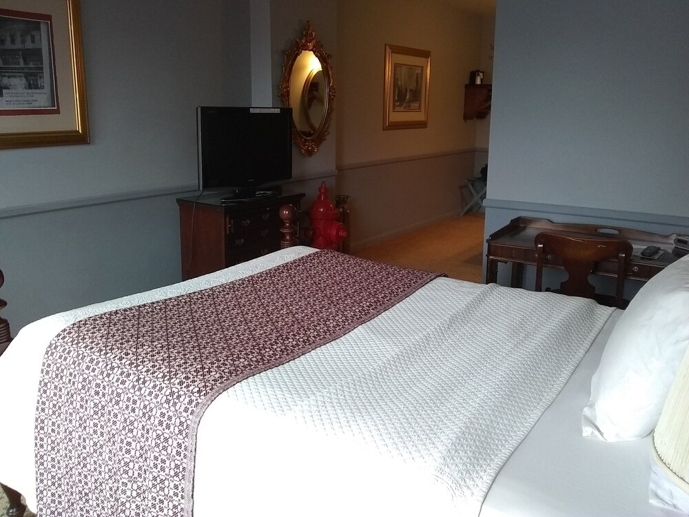 The Charles Inn at Vacationland Inns - photo 25