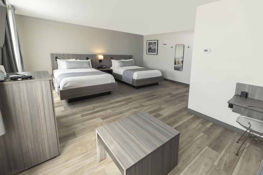 The Farmstead Hotel - photo 15