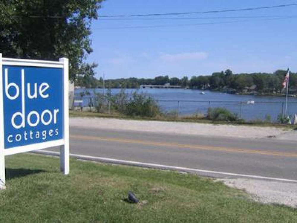 Blue Door Cottages - photo 29