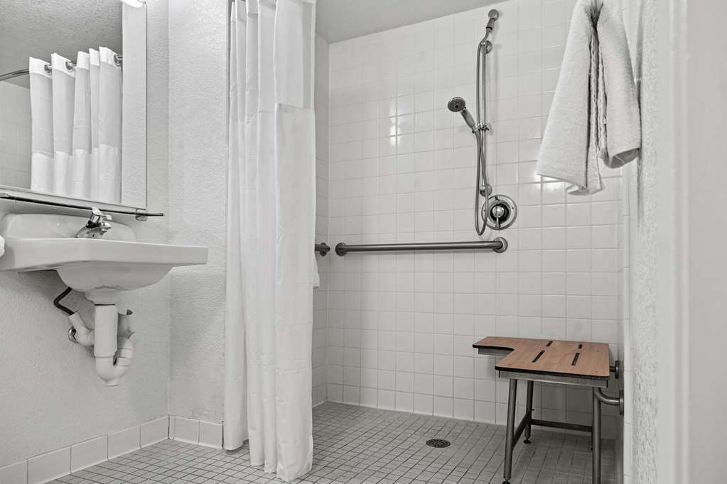 Motel 6 San Luis Obispo CA South - photo 11