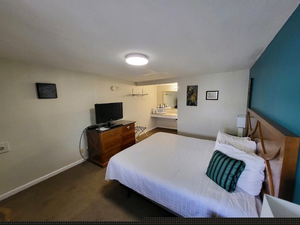 Rose's Motel - photo 40
