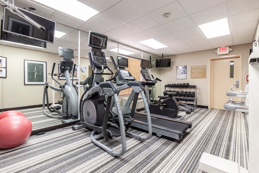 Candlewood Suites Lincoln by IHG - photo 19