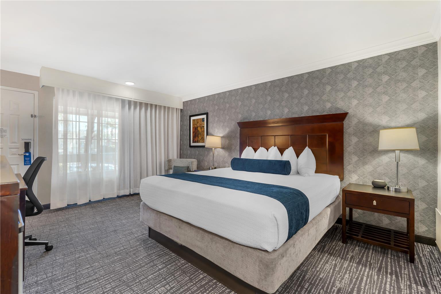 Best Western Plus Carriage Inn - photo 12