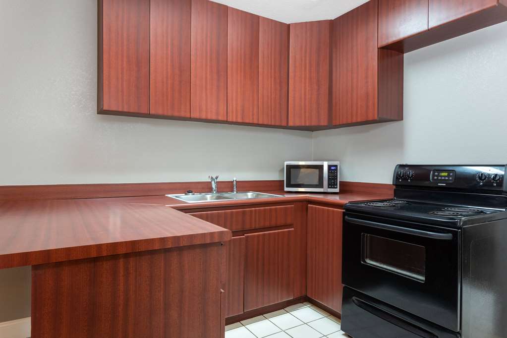 Baymont by Wyndham Marianna - photo 15