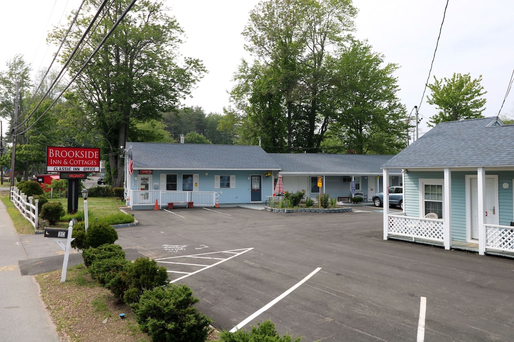 Brookside Motel And Cottages - photo 52