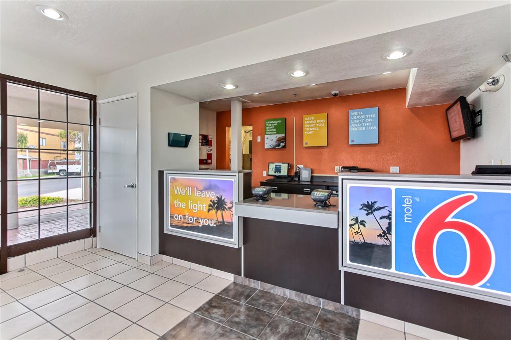 Motel 6 Salinas CA North Monterey Area - photo 20