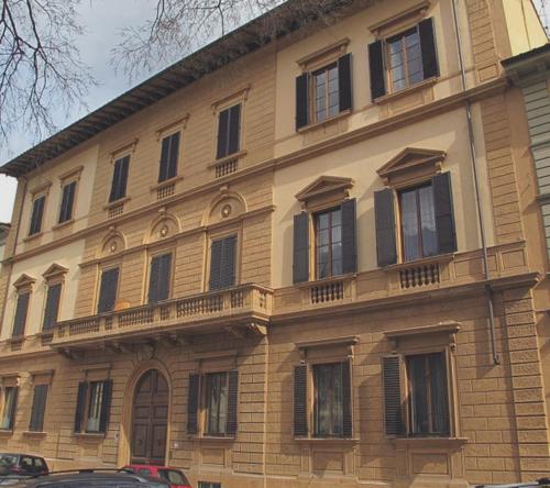 Three Rooms D'azeglio 12 - last minute hotel in Florence