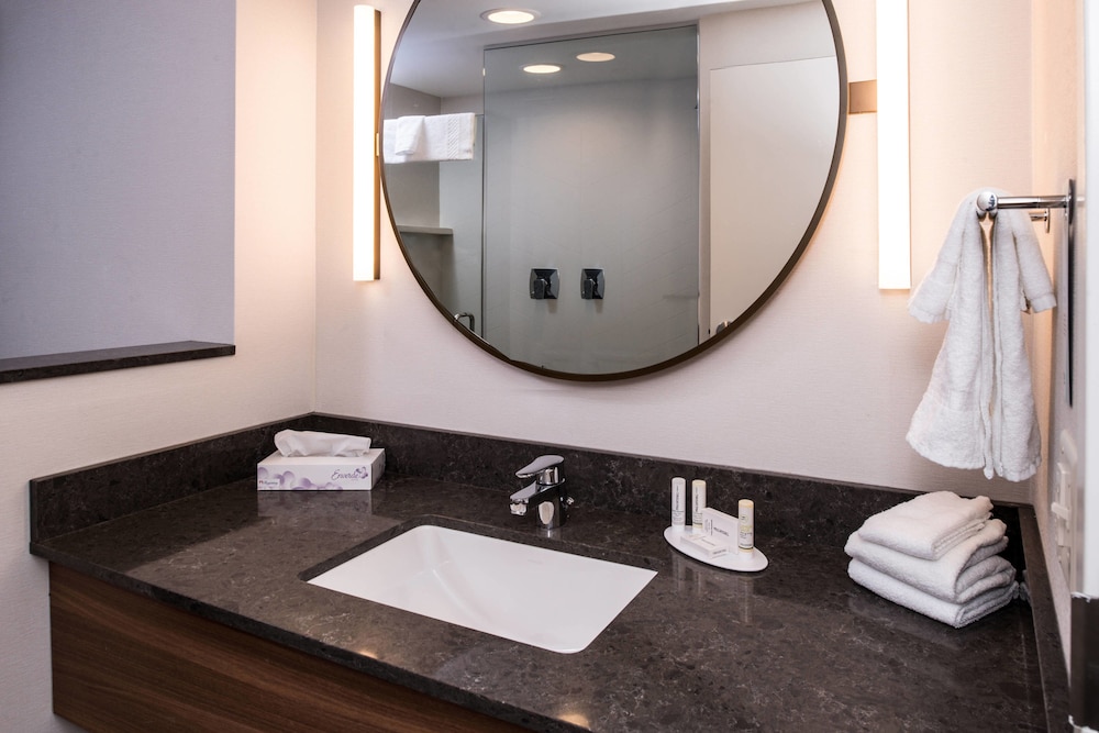 Fairfield Inn & Suites by Marriott Staunton - photo 23