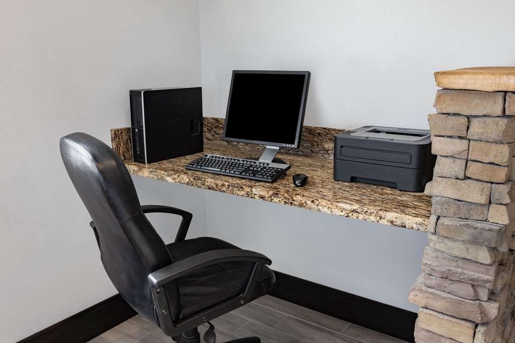 Days Inn by Wyndham Bernalillo - photo 24