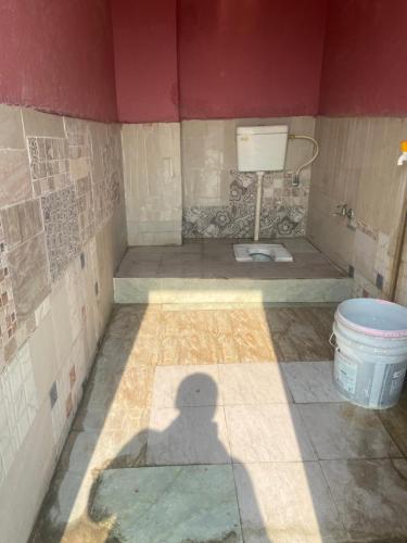Kusujit Sadan pet-friendly hotel Fyzabad