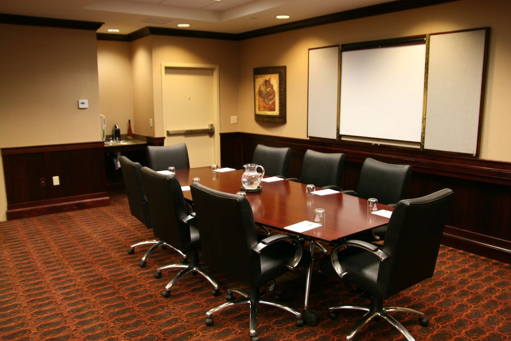 Hampton Inn Rochester Webster - photo 42