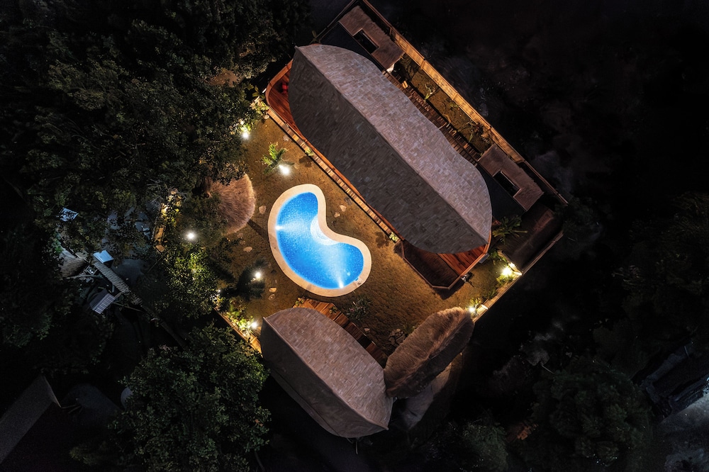 Villa Samyama — 4-Star Luxury Hotel in Gili Air, Indonesia