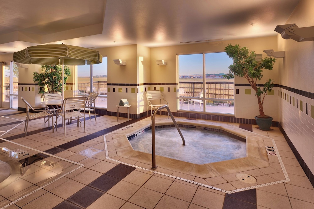 Fairfield Inn & Suites by Marriott Laramie - photo 15