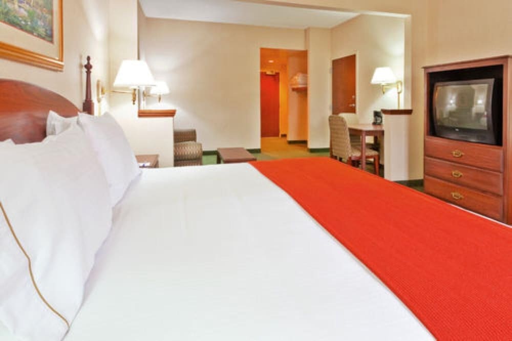 Auburn Place Hotel & Suites Paducah - photo 13