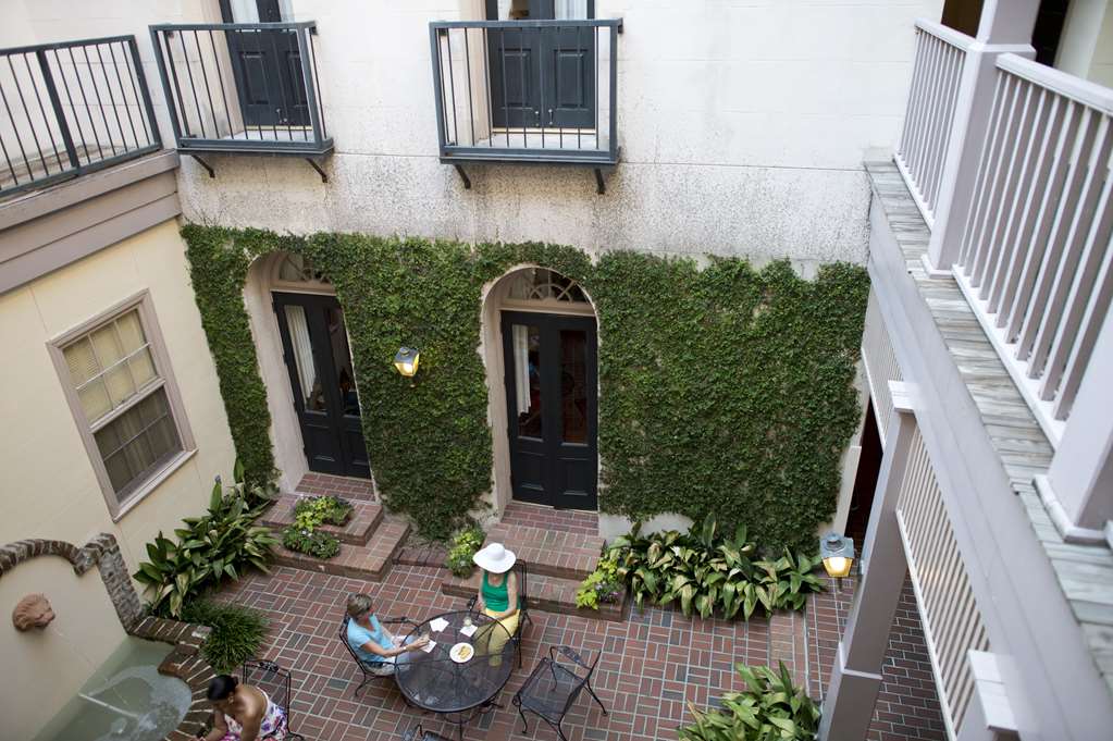 Kings Courtyard Inn - photo 18