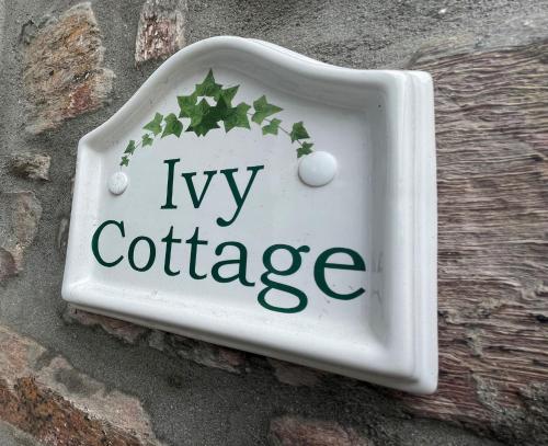 Ivy Cottage — 4-Star Luxury Hotel in Lostwithiel, United Kingdom