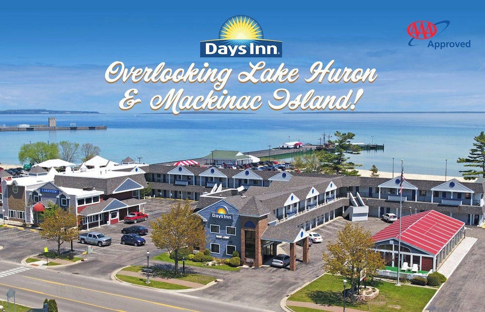Days Inn by Wyndham Mackinaw City Lakeview - photo 2