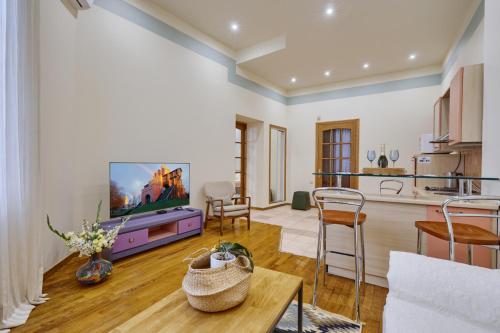 Apartments near the Golden Gate — 4-Star Luxury Hotel in Kyiv, Ukraine