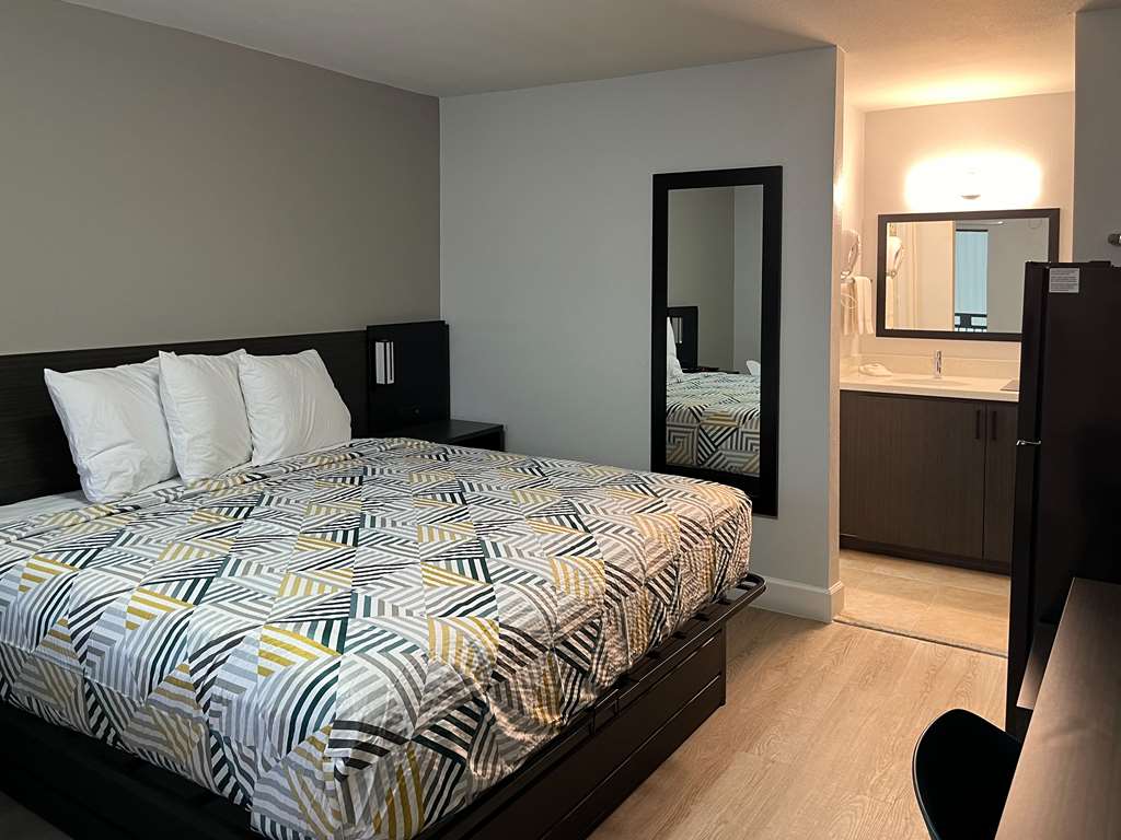 Studio6 Conroe TX - photo 17