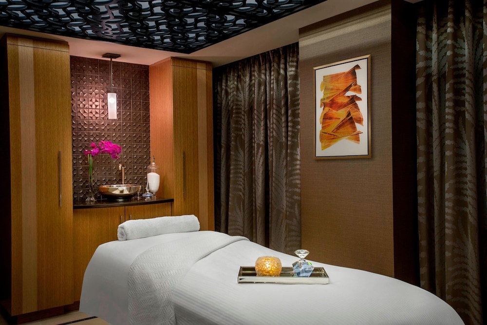 JW Marriott Essex House New York - photo 107