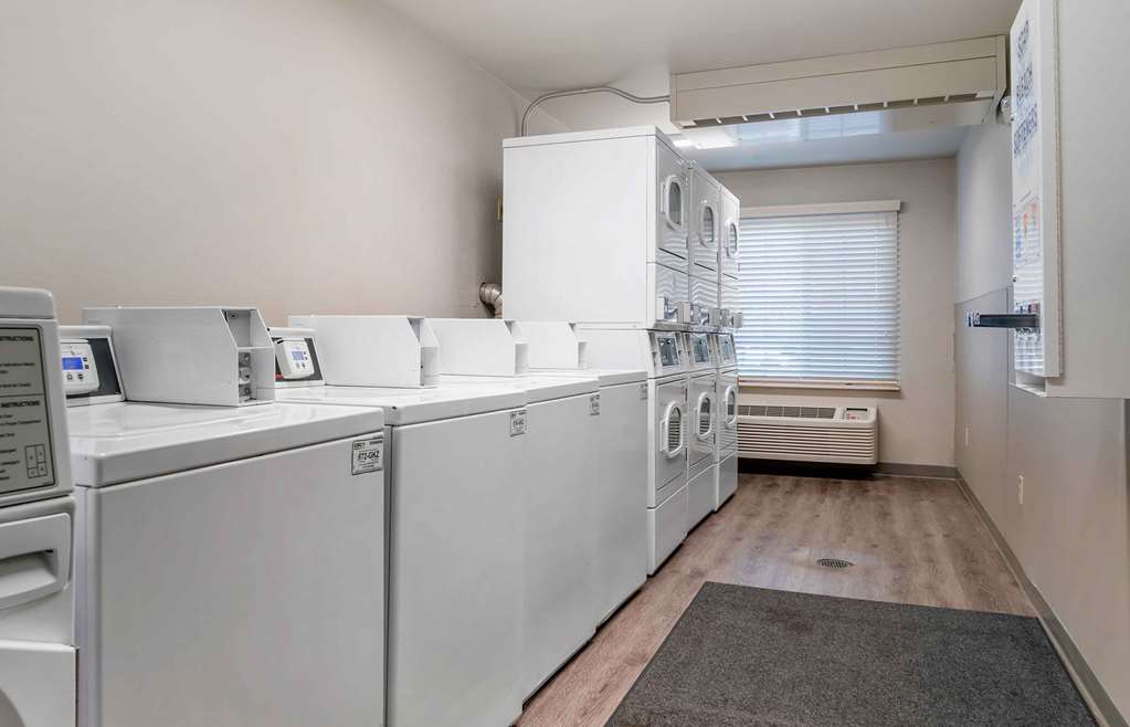 Extended Stay America Select Suites Kalamazoo West - photo 38