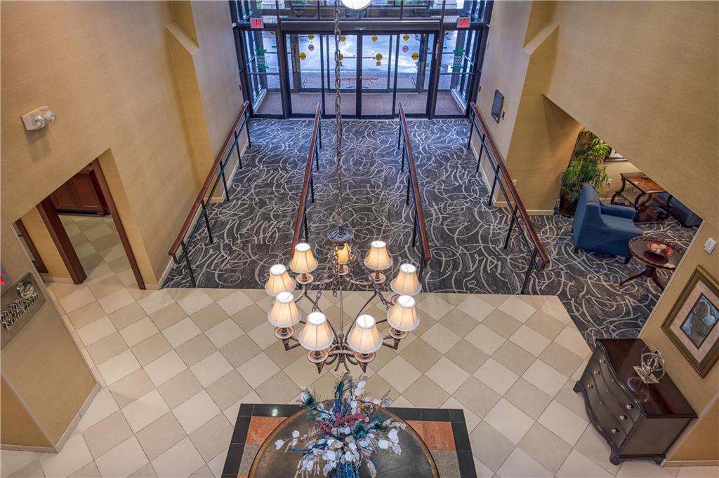 Arlington Court Suites a Clarion Collection Hotel - photo 4
