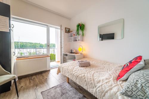 Pokój z widokiem na jezioro in Mikolajki, Poland