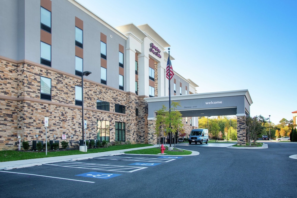 Hampton Inn & Suites Glenarden Washington DC - photo 31