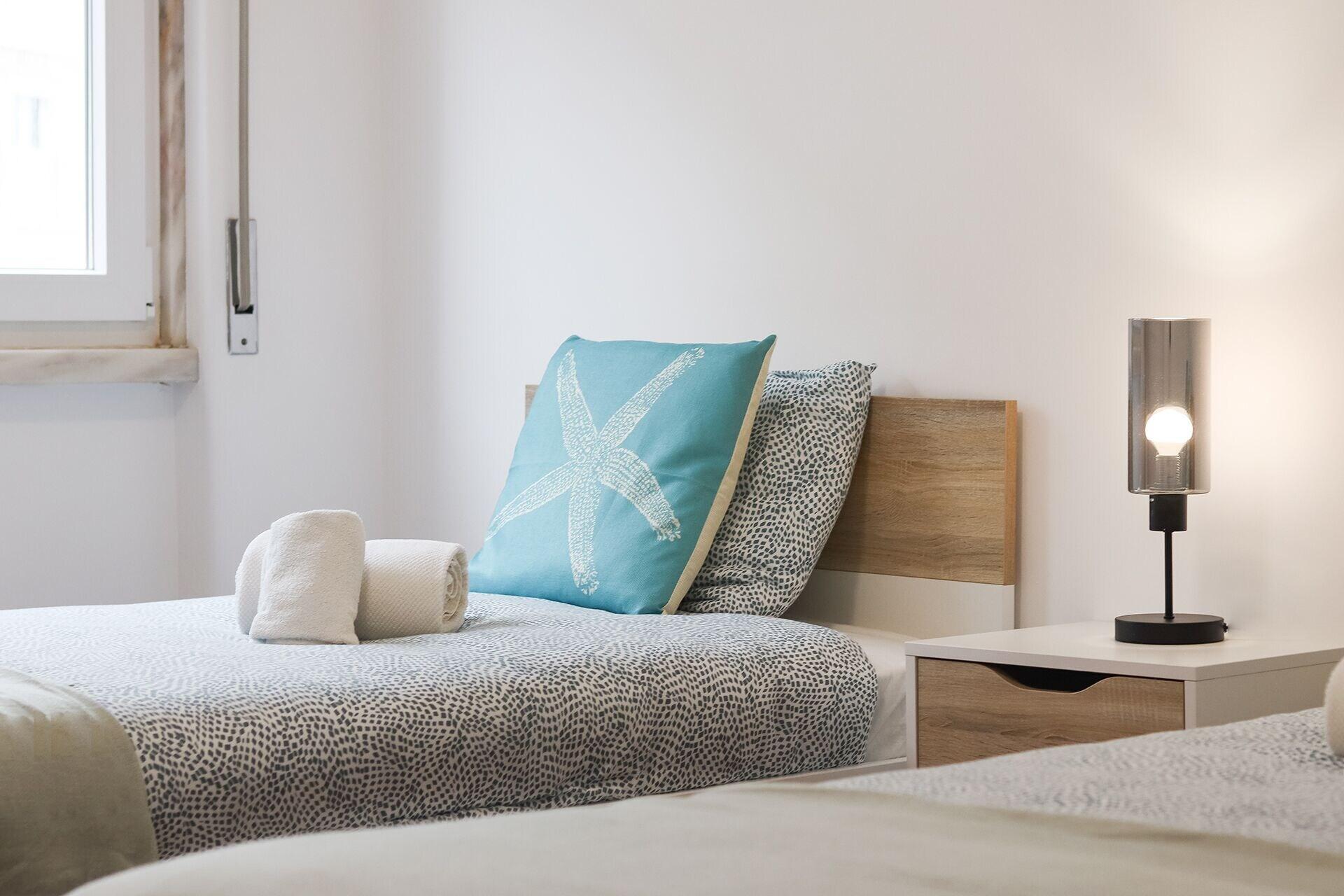 Cascais Beach Flower Apartment — 4-Star Luxury Hotel in Estoril, Portugal