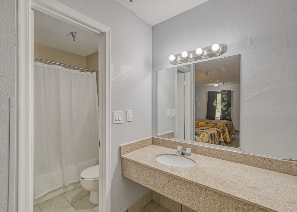America's Best Inn Jacksonville - photo 14