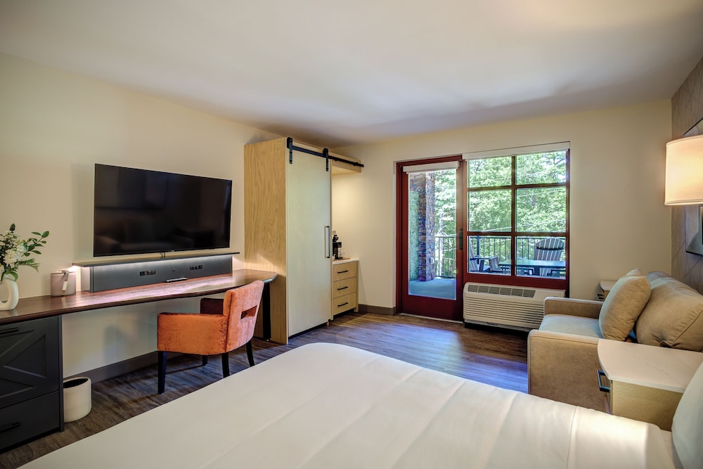 The Embers Hotel - photo 23
