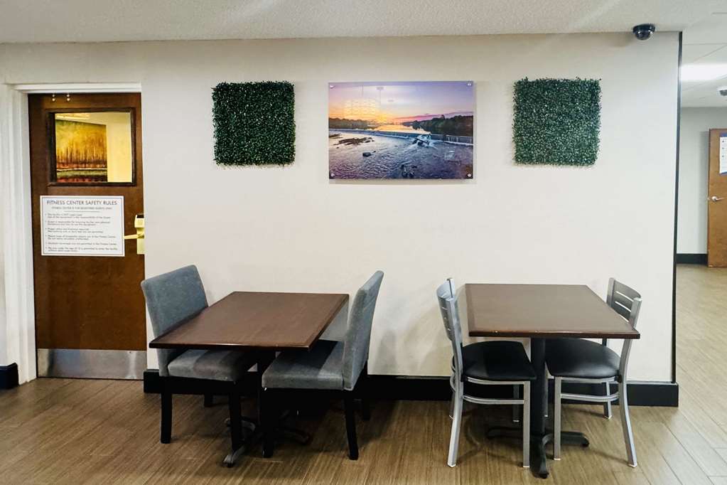 Quality Inn Danville University Area - photo 50