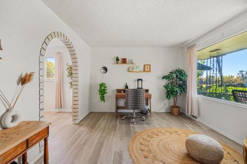 Digital Nomad’s Calgary Inner City Gem 3Bd 5Bed Sleeps 8 Main Level in Calgary, Canada