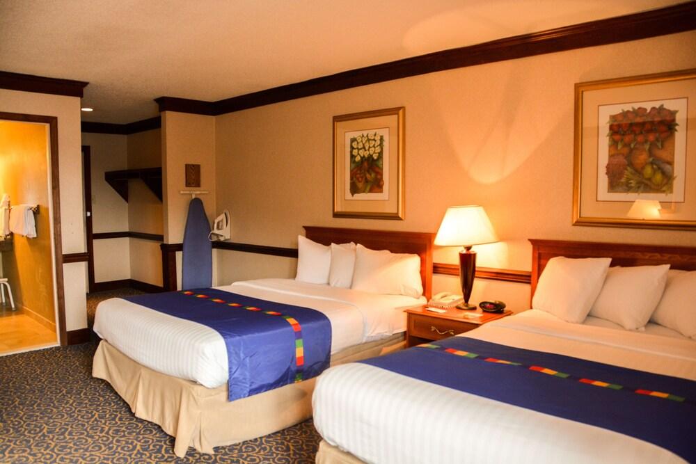 Park Inn By Radisson Harrisburg West - photo 7