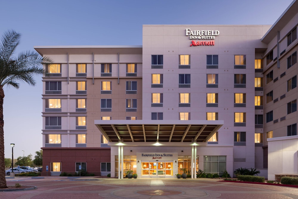 Fairfield Inn & Suites Phoenix Chandler Fashion Center - photo 35