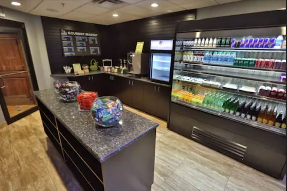 DoubleTree Suites by Hilton Hotel McAllen - photo 28
