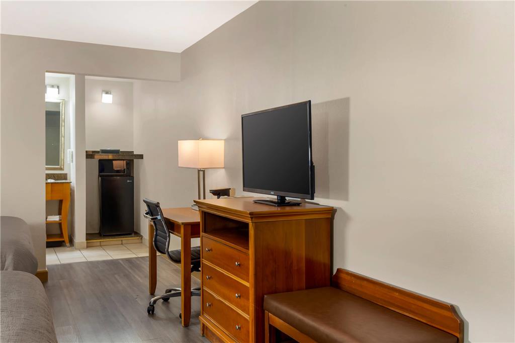 Quality Inn Lumberton North - photo 7