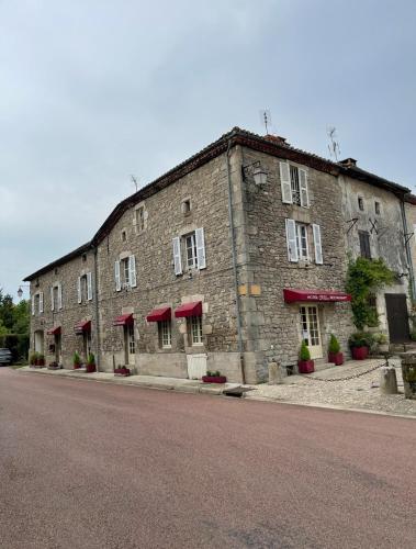 Douce Demeure - carbon neutral hotel in Unknown City