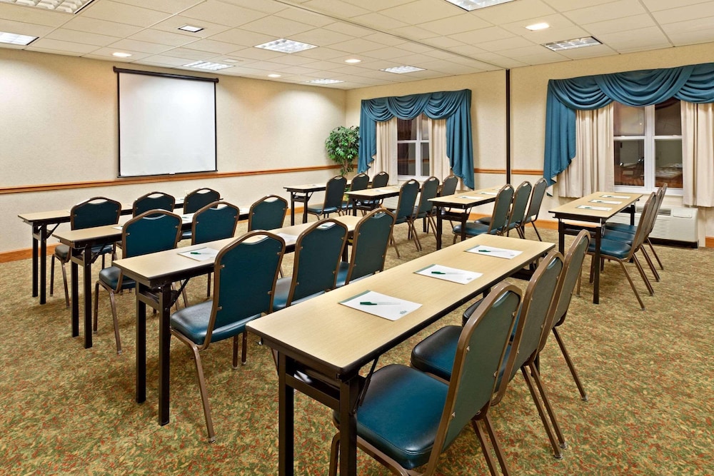 Country Inn & Suites by Radisson York PA - photo 22