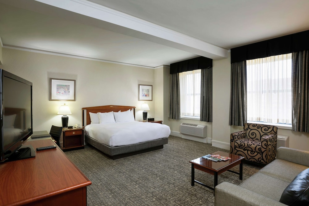 Hilton Cincinnati Netherland Plaza - photo 23