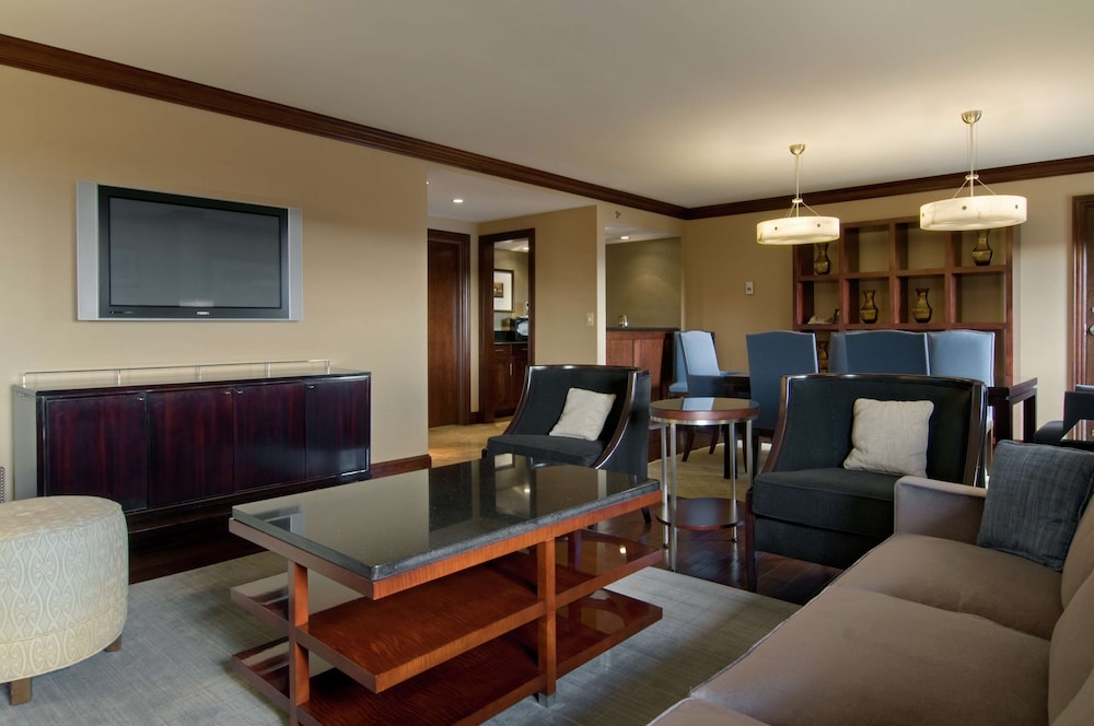Hilton Raleigh North Hills - photo 27