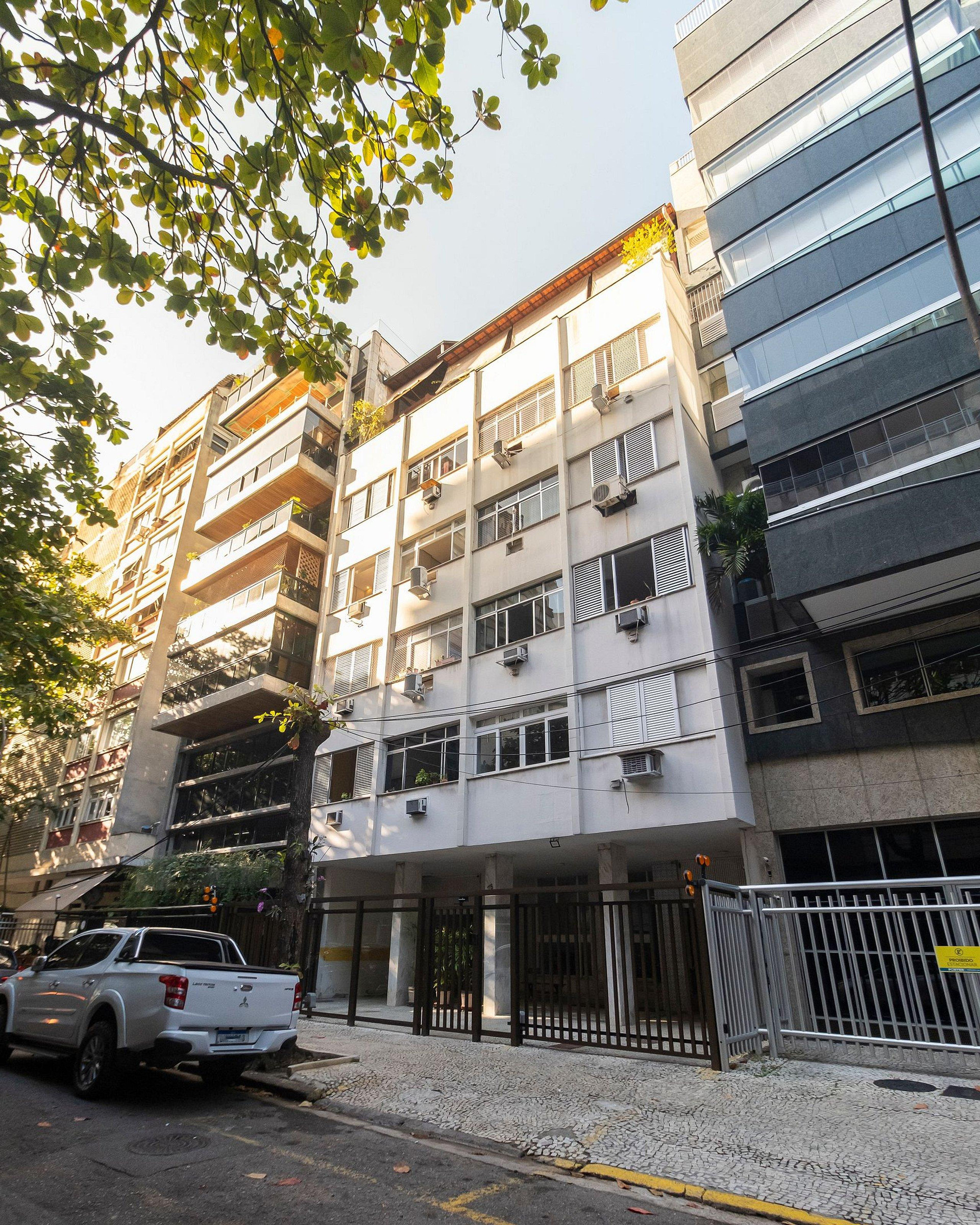 Prédio El Paso Acomodações estilosas do Leblon por Casapē — 4-Star Luxury Hotel in Rio De Janeiro, Brasil