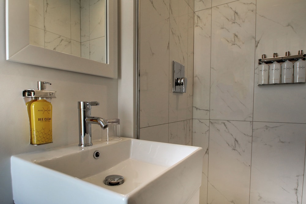 Hotel Hive - photo 88