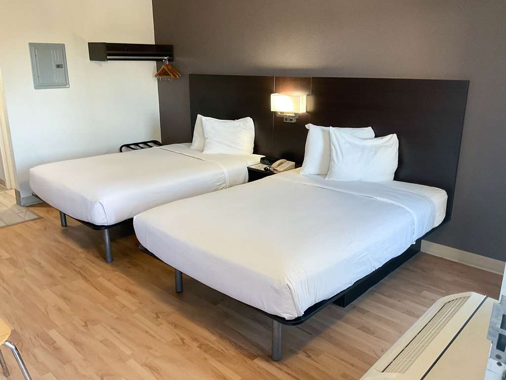 Motel 6 Columbus GA Downtown - photo 3