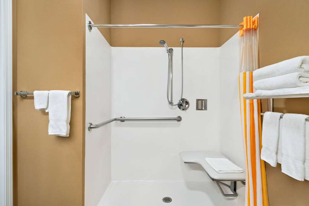 La Quinta Inn & Suites by Wyndham Trinidad - photo 35