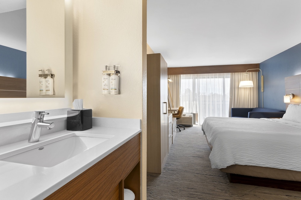 Holiday Inn Express Hilton Head Island by IHG - photo 13