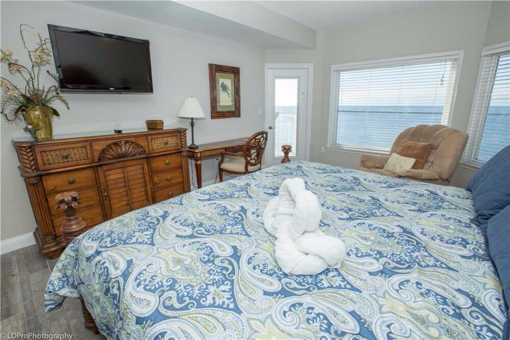 Waterview Towers Yacht Club by Holiday Isle - photo 12