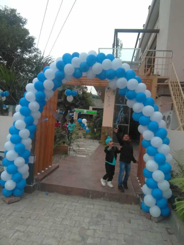 Seven Star Hotel — Tarn Taran