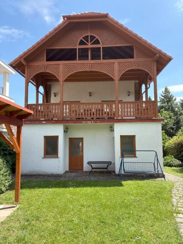 Villa Rosa — Balatonalmadi — photo 4
